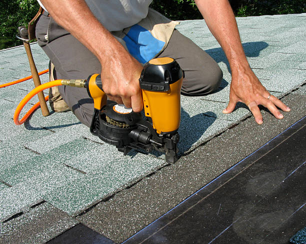 Quick and Trustworthy Emergency Roof Repair Services in Evansdale, IA